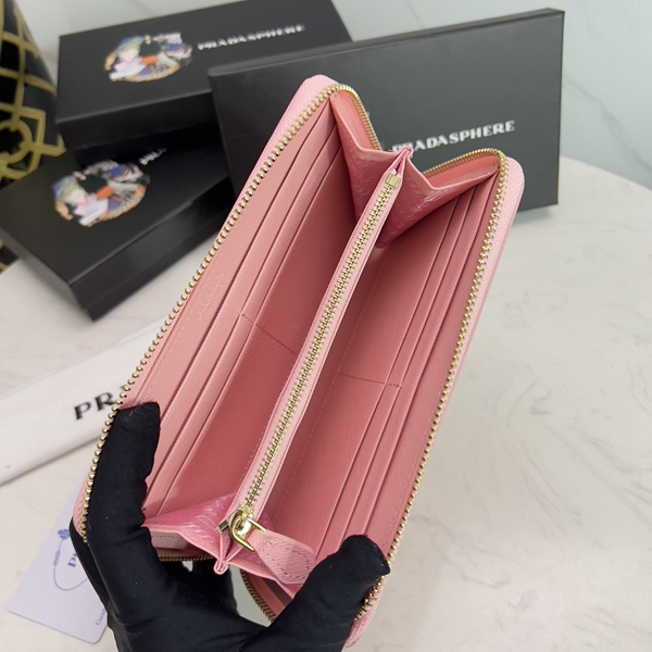 プラダ財布コピー全体デザイン